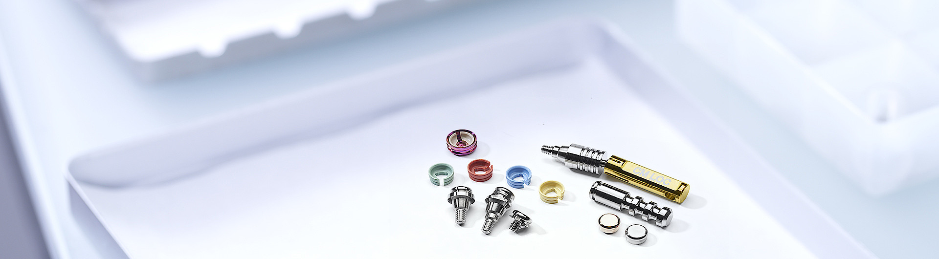 prosthetic.line - CM LOC® - Cendres+Métaux SA Product presentation CM LOC